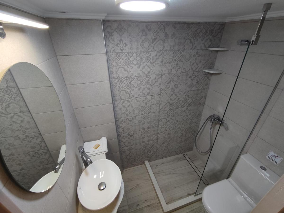 Filoxenia Apartments 2 Palaiochora Phòng bức ảnh