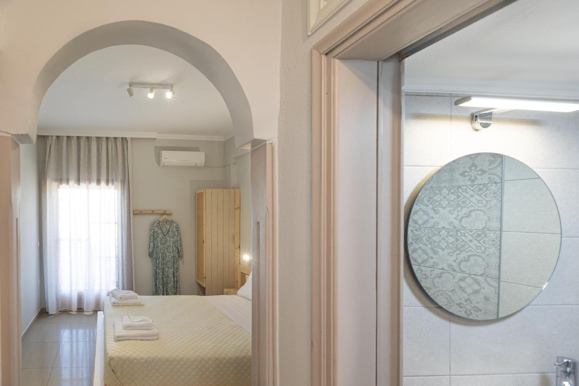 Filoxenia Apartments 2 Palaiochora Ngoại thất bức ảnh