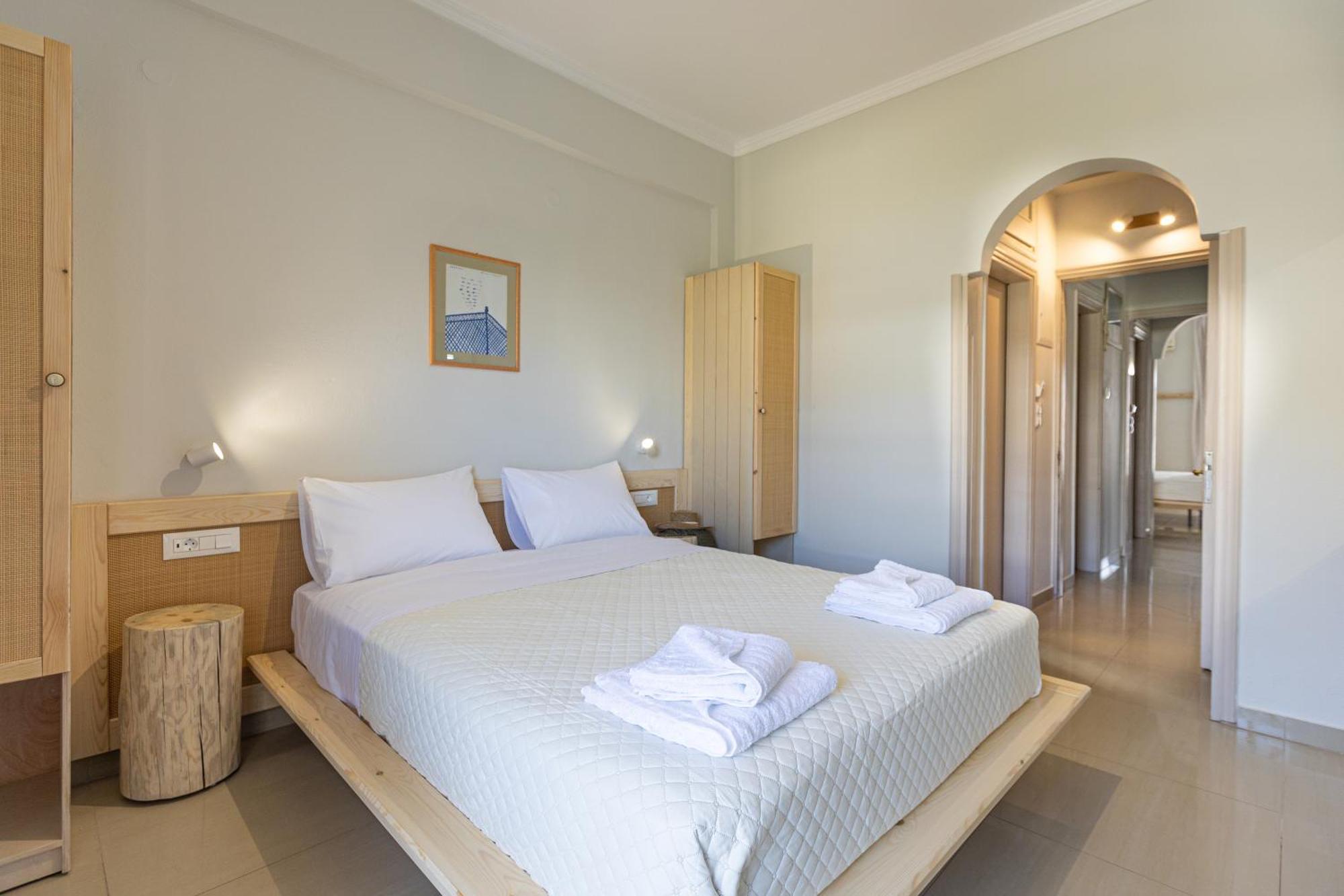Filoxenia Apartments 2 Palaiochora Ngoại thất bức ảnh