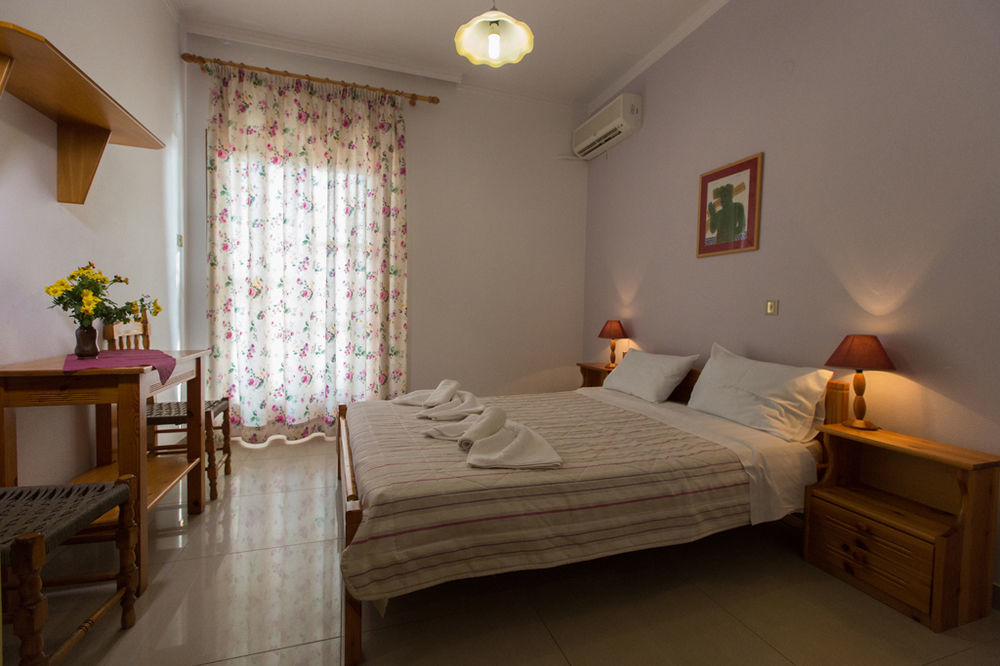Filoxenia Apartments 2 Palaiochora Ngoại thất bức ảnh