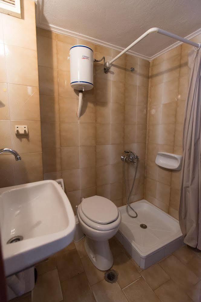 Filoxenia Apartments 2 Palaiochora Ngoại thất bức ảnh