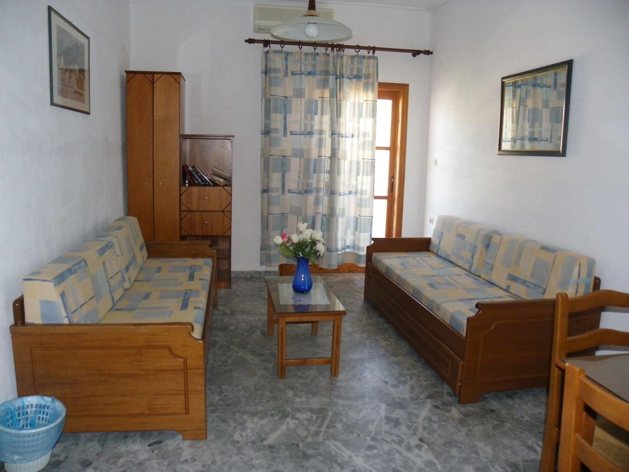 Filoxenia Apartments 2 Palaiochora Ngoại thất bức ảnh